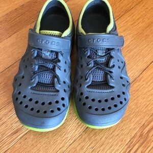 Crocs size 2